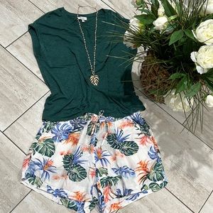 Jessica Simpson blouse 👚